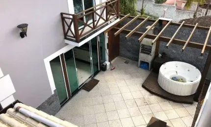 Casa com 2 quartos à venda no Centro, São José  por R$ 790.000