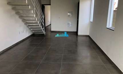 Casa em condomínio fechado com 3 quartos à venda no São João do Rio Vermelho, Florianópolis  por R$ 540.000