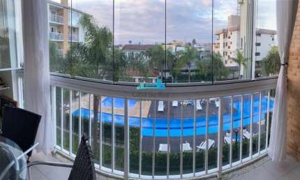 Apartamento com 3 quartos à venda no Capoeiras, Florianópolis  por R$ 690.000