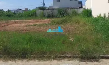 Terreno à venda no Carianos, Florianópolis  por R$ 535.000