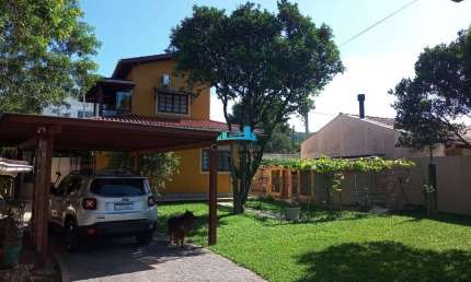 Casa com 3 quartos à venda no São João do Rio Vermelho, Florianópolis  por R$ 950.000