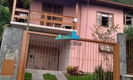 Casa com 3 quartos à venda no Córrego Grande, Florianópolis  por R$ 980.000
