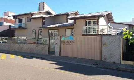 Casa com 4 quartos à venda no Coqueiros, Florianópolis  por R$ 2.000.000