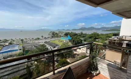 Apartamento com 4 quartos à venda na Agronômica, Florianópolis  por R$ 1.600.000