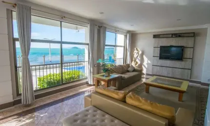 Apartamento com 2 quartos à venda no Canasvieiras, Florianópolis  por R$ 900.000