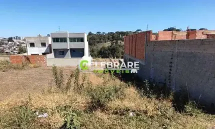 Ótimo terreno colombo! 154m², frente p/ a rua, bem localizado