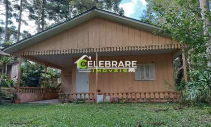 EXCELENTE CHÁCARA EM CONDOMÍNIO! CASA COM DOIS QUARTOS,TANQUE