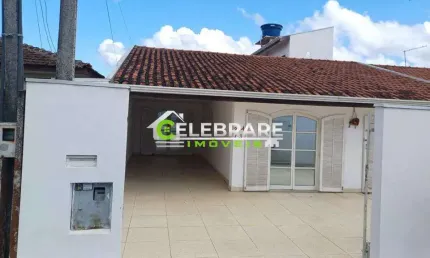 CASA EM COLOMBO! 03 QTOS,TERRENO,GARAGEM COBERTA,PRÓX. HAVAN