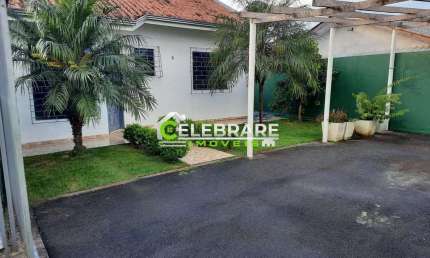 CASA NO SÃO GABRIEL!!! 03 QTOS,HIDRO,CHURRAS,PRÓX.MERC.LUMEN