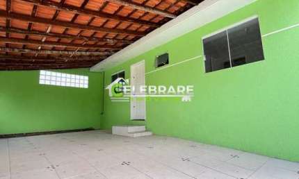 CASA DE COND. EM COLOMBO! 03 QTOS,GAR. COBERTA,AMPLO TERRENO