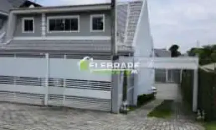 Sobrado no sítio cercado!!! 03 qtos, próx.merc navegantes