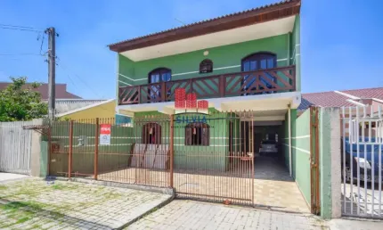 Sobrado amplo com 3 quartos, churrasqueira e 5 vagas de garagem no tatuquara