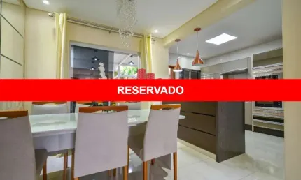 Triplex Alto Padrão com  174 m² construídos, 3 qtos, suíte, closet e móveis planejados - Neoville