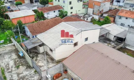 Oportunidade para investidores 4 casas alugadas no bairro Xaxim