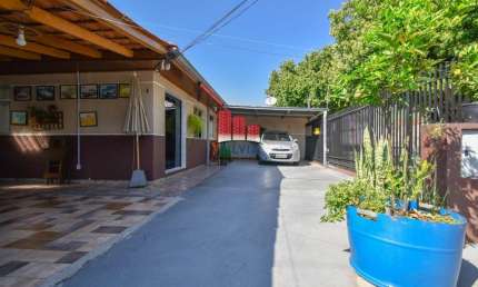 Casa com 4 quartos à venda na Rua Dom Bosco, 391, Novo Mundo, Curitiba