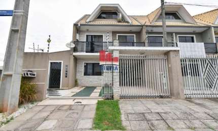 Lindo Sobrado de esquina com 4 quartos, 3 vagas de garagem, 122m2 na melhor localização do Capão Raso (1.5km da Winston Churchill)