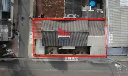 Terreno de esquina 9x18 no CIC, Vila Nossa Senhora da Luz