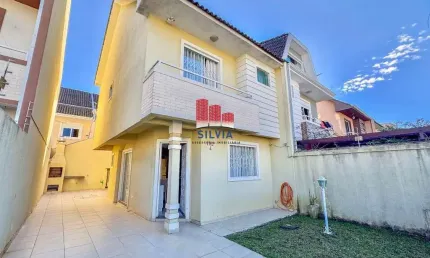 Maravilhoso sobrado mobiliado com 3 quartos sendo 1 suíte, 3 vagas à 800mm do terminal do Capão Raso.