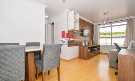 Excelente apartamento semi-mobiliado e com vaga de garagem coberta
