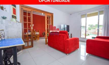 Excelente sobrado com opção de Investimento no Capão Raso!