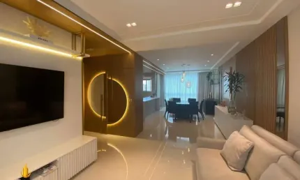Apartamento a venda no Edifício Torre Esmeralda localizado no Centro em Balneário Camboriú.