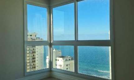 Apartamento a venda no Residencial Eleganza Tower localizado no centro em Balneário Camboriú.