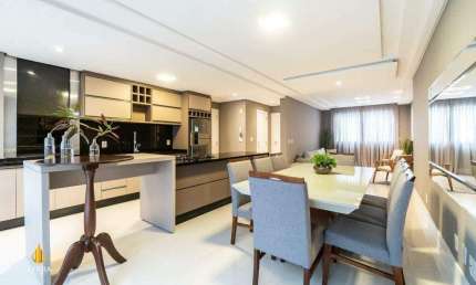 Apartamento à venda no Essence Residence, no Bairro Pioneiros em Balneário Camboriú