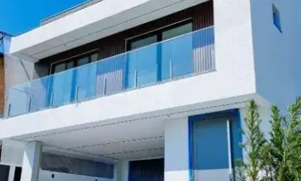 Casa à venda no Condomínio Caledônia Private Village no Bairro Santa Regina em Camboriú