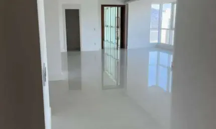 Apartamento a venda no Marina Beach Towers com 193,89m² de área privativa e 03 suítes.