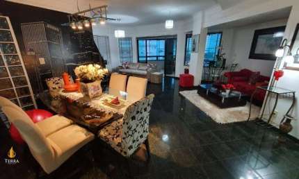 Apartamento a venda no Edifício Farol da Barra no Bairro Fazenda em Itajaí.