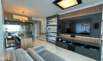 Apartamento a venda no Edifício Monet localização no Centro em Itajaí.