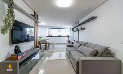 Apartamento finamente mobiliado e decorado no Edifício Villa Castelli localizado em Balneário Camboriú.