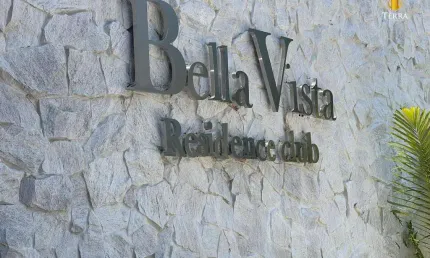 Casa de alto padrão a venda no Condomínio Bella Vista Residence Club localizada no Bairro da Barra em Balneário Camboriú.