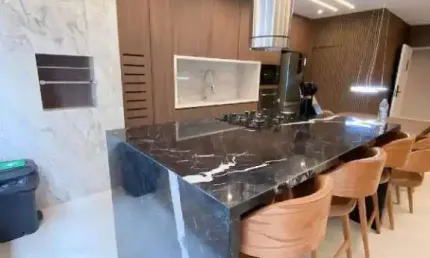 Apartamento a venda no residencial ilha de maui localizado na praia brava em itajaí.