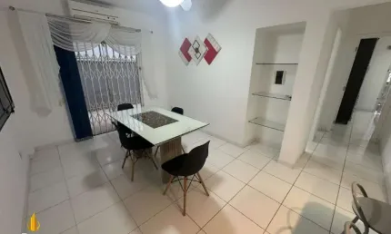 Apartamento diferenciado a venda no Edifício Dona Henriqueta localizado no Centro de Balneário Camboriú.