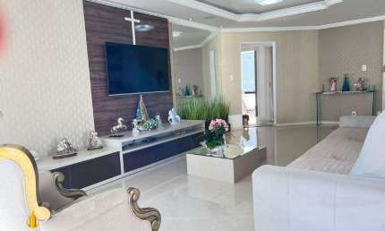 Apartamento à venda no Edifício Cadillac Tower, localizado no centro de Balneário Camboriú