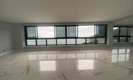 Apartamento a venda no Cézanne Residence no bairro Fazenda em Itajaí