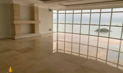 Apartamento frente mar luxuoso a venda no edifício millennium palace em balneário camboriú.