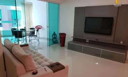Apartamento a venda no Edifício Residencial Grand Royalle em Balneário Camboriú
