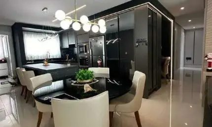 Apartamento a venda no Edifício Phoenix Tower em Balneário Camboriú.