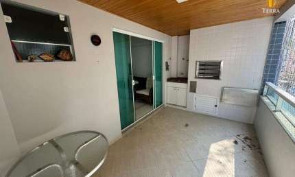 Apartamento Mobiliado à venda no Edifício Moradas da Praia em Balneário Camboriú.