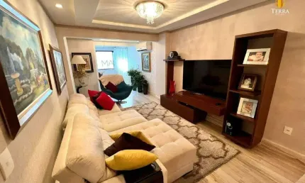 Apartamento diferenciado à venda no edifício solar do atlântico em balneário camboriú.