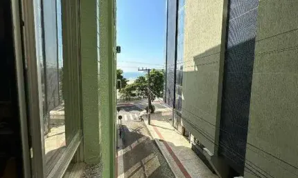 Apartamento à venda na Avenida Atlântica em Balneário Camboriú