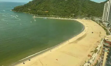 Apartamento à no edifício one tower localizado em balneário camboriú