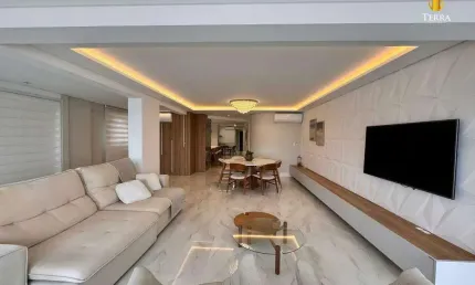 Apartamento à venda no Theiss Heim Residence na Barra Sul em Balneário Camboriú