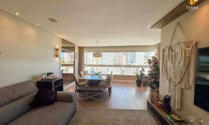 Apartamento à venda no Edifício Haleiwa no Bairro Centro em Balneário Camboriú