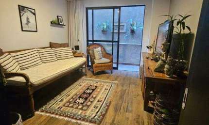 Apartamento a venda no Edifício Amores do Mar no Bairro Praia dos Amores em Balneário Camboriú