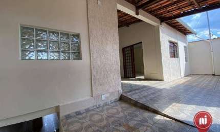 Casa com 4 dormitórios, 170 m² - venda por R$ 420.000,00 ou aluguel por R$ 2.020,00/mês - São Judas Tadeu - Brumadinho/MG