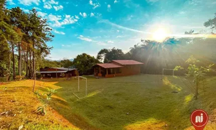 Sítio com 6 dormitórios à venda, 2750 m² por R$ 1.300.000,00 - Mario Campos  - Mário Campos/MG