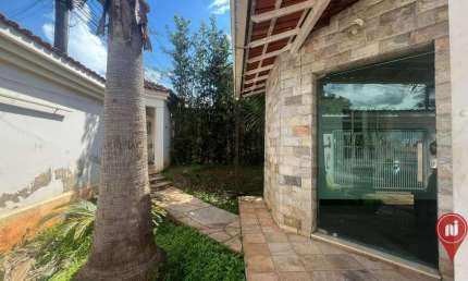 Casa com 4 dormitórios à venda, 200 m² por R$ 900.000,00 - Centro - Brumadinho/MG